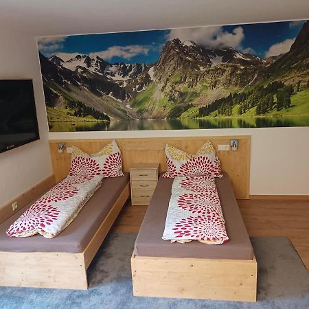Ferienwohnung Luxner 호프가르텐 임 브릭젠탈 외부 사진