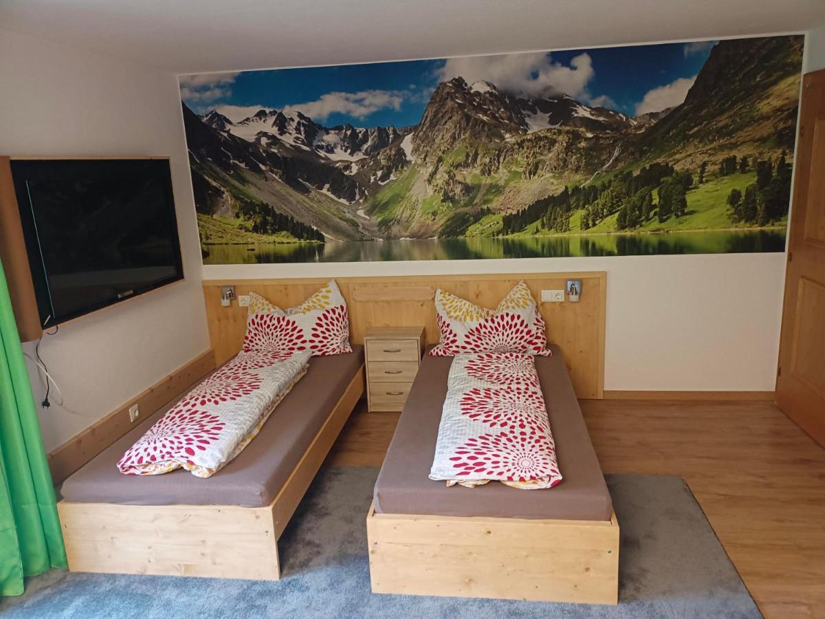 Ferienwohnung Luxner 호프가르텐 임 브릭젠탈 외부 사진
