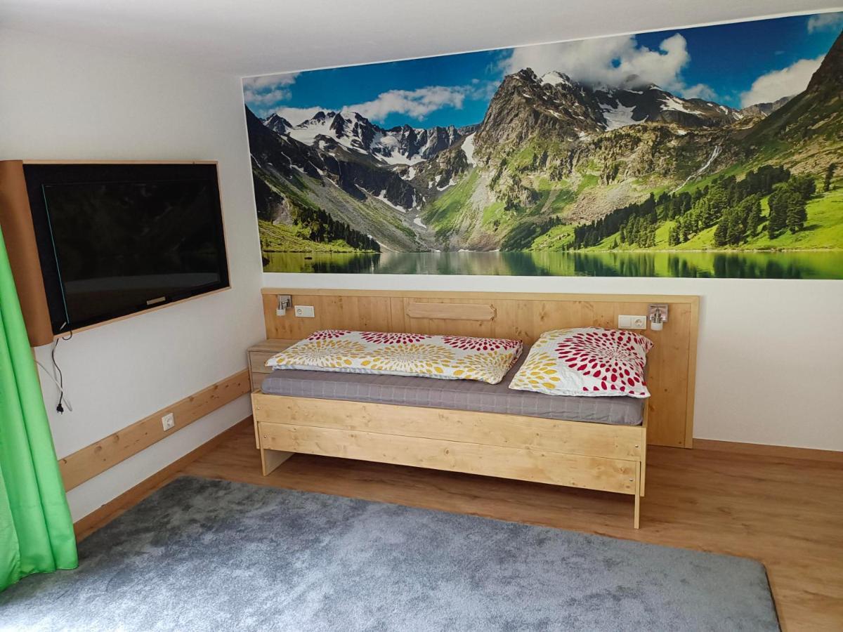 Ferienwohnung Luxner 호프가르텐 임 브릭젠탈 외부 사진